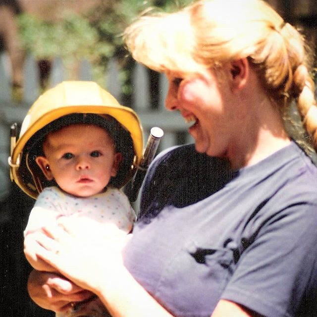 JonPaula's tweet photo. Thanks to mom for 32 years of love and guidance. Now, as a parent myself, I appreciate her even more, as a wonderful example for how to raise #EmeryPaula. Congrats on the "promotion", Nana! Love you, always <3
#MothersDay #throwback #jpb4ig https://t.co/APd8rIld8g https://t.co/TkKPRdQuWo