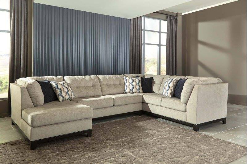 Miracle_Fur's tweet photo. Ashley Furniture 
Beckendorf - Chalk 3 Piece Sectional
Our Price
$1,886.96 https://t.co/9VzUqEU3WC