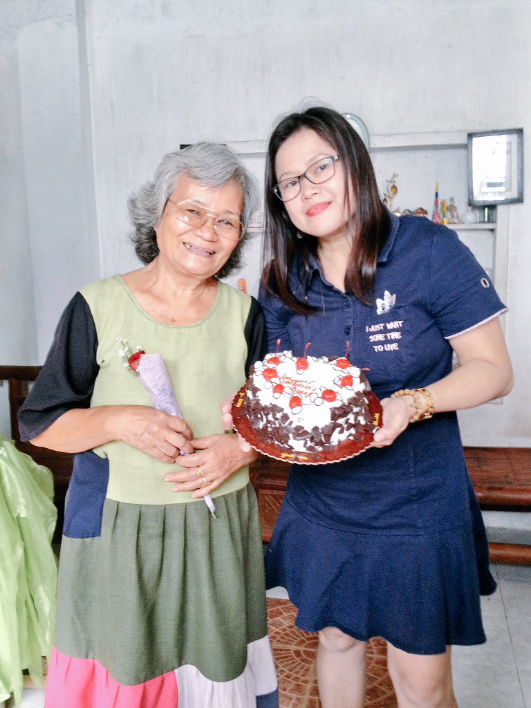 iamkathloise's tweet photo. a mother's Day Treat 05/14/2018 😍😘👩👩👧👦
#mothersday2018 #OneForMom
@AlexineFranzxs https://t.co/blm0ib6CKu
