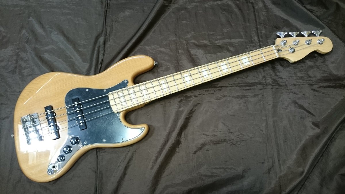 utsubo0021's tweet photo. 【週替わりSALE③】
Compact Bass
CJB-70s
小型化と本格的なベースサウンドを両立させた、スモールサイズベース!
プレゼントや小さなお子様が楽器をはじめる第一歩にも最適です♪
¥9,000税別
#週替わりSALE
#CompactBass
#コンパクトベース
#ショートスケール
#ベース
#仙台
#中古楽器
#うつぼ https://t.co/c1h02Dt5ui
