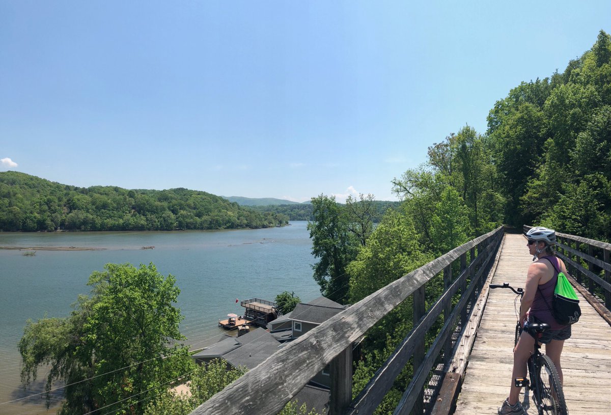 MissyBabinchak's tweet photo. ❤️ that when I ride @railstotrails brings out the kid in me, my sense of adventure, and my love of nature #newrivertrail #iluvmybike @jbabinchak https://t.co/H2E2FCoBDL