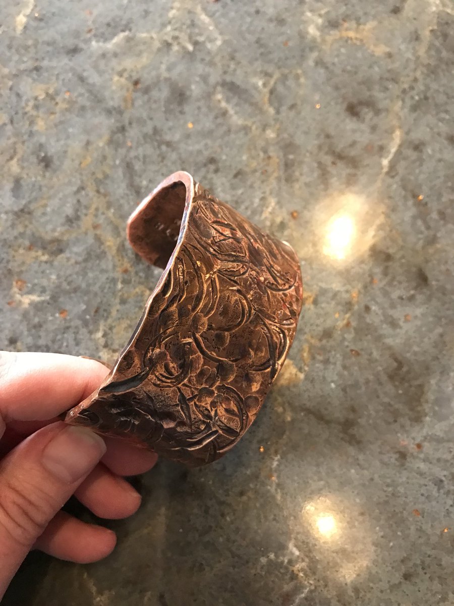nmachasick's tweet photo. Mother’s Day present from the kids and Brian ❤️❤️ #handmade #copperjewelry #cuffbracalet #happymothersday #teamcallis #callisartworks #bonusmom #stepmomming https://t.co/S3thXCM5uN