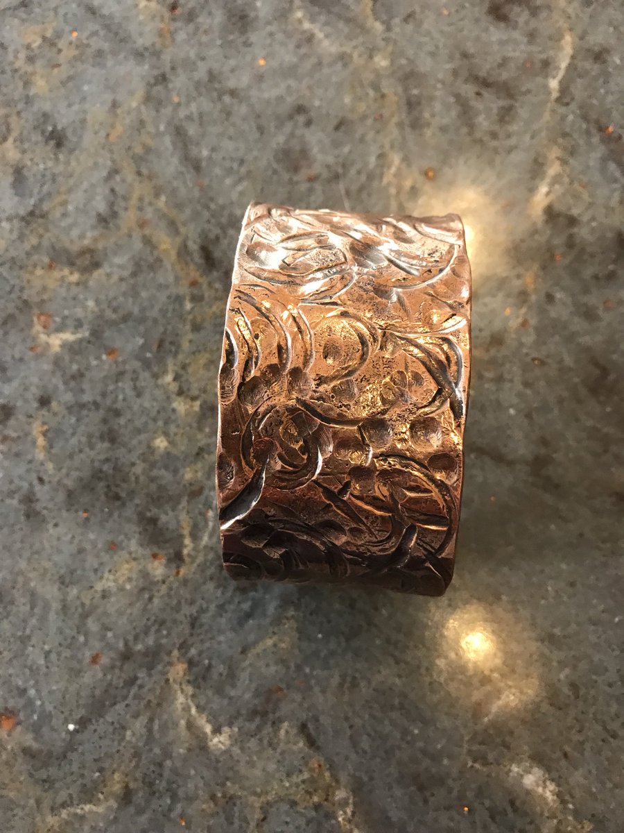 nmachasick's tweet photo. Mother’s Day present from the kids and Brian ❤️❤️ #handmade #copperjewelry #cuffbracalet #happymothersday #teamcallis #callisartworks #bonusmom #stepmomming https://t.co/S3thXCM5uN