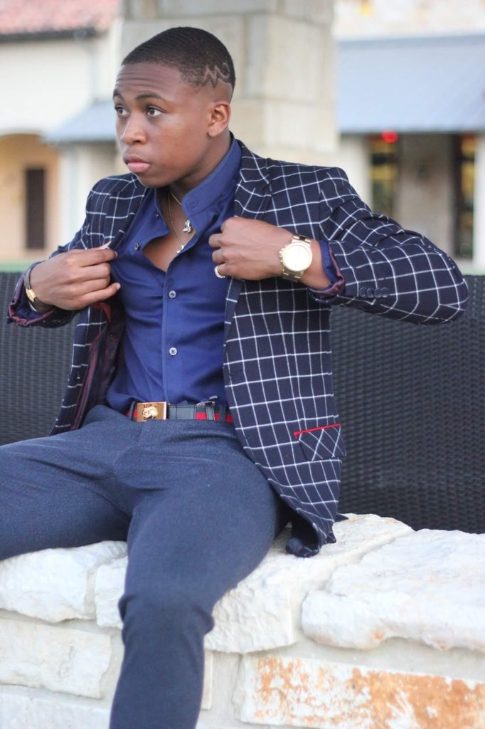 EgboJunior's tweet photo. ...I’ve been focusing, like a camera does you can see my flaws they ain’t camouflage. #Prom2k18 https://t.co/fBVduI1WoG