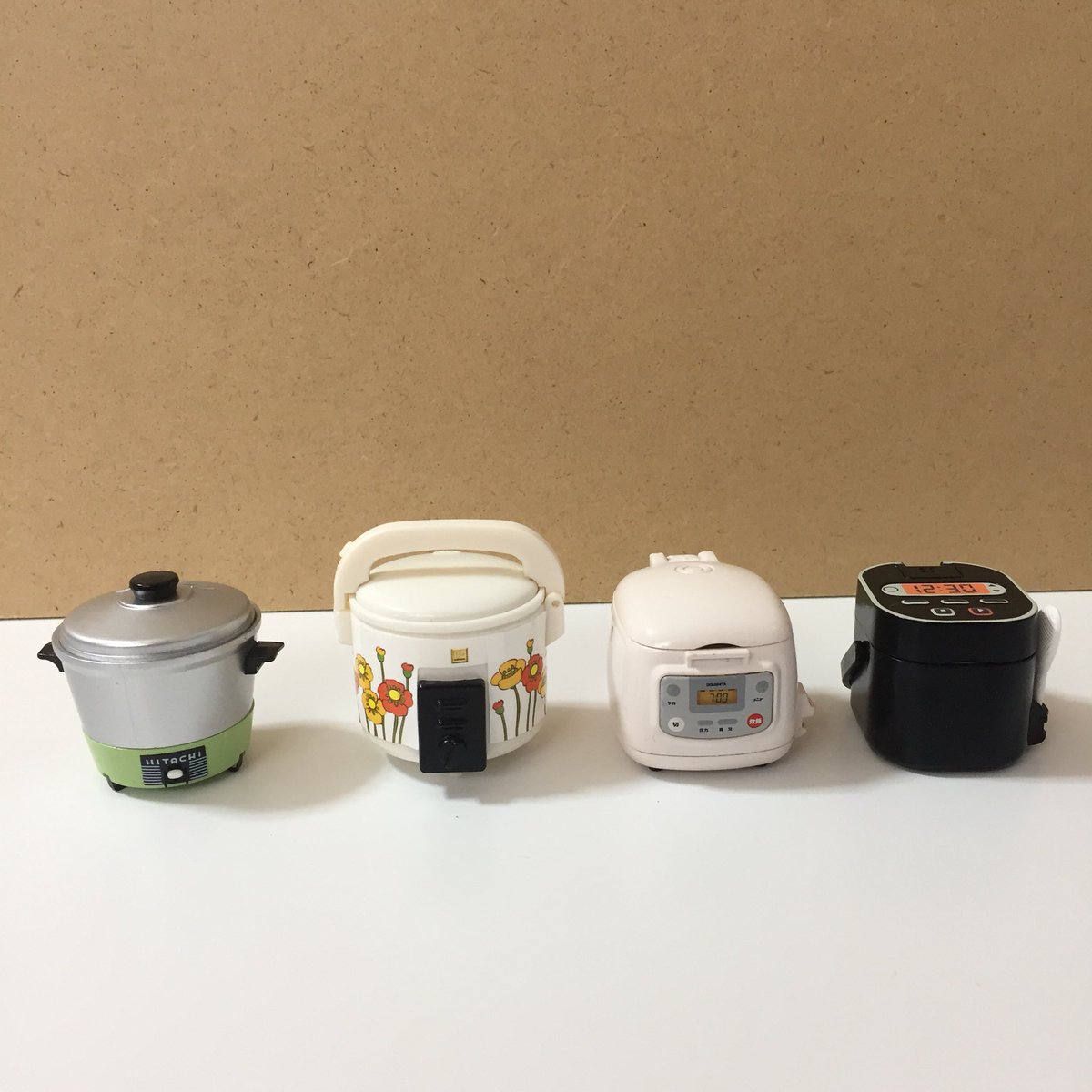 Twitter पर 椿うさぎ Hn 椿うさぎ タイトル 炊飯器の歴史 リーメントさんから発売された炊飯器で炊飯器の昔 今 リーメント Puchi Contest ミニチュア 炊飯器