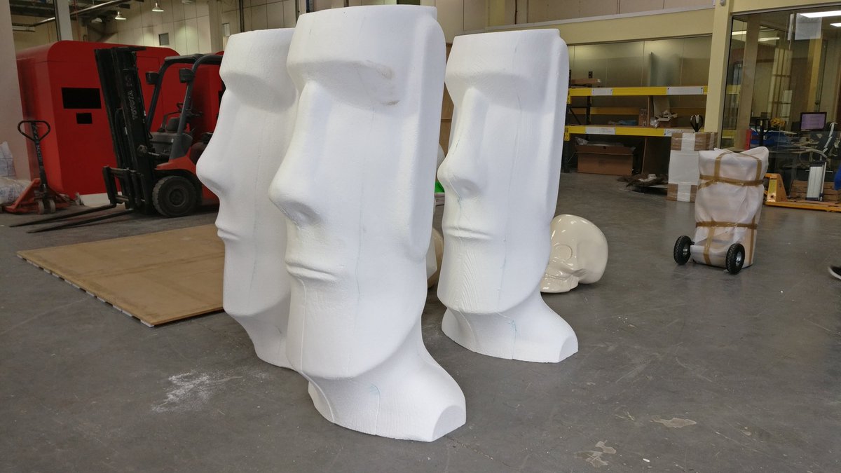 scene2ltd's tweet image. This week, #Scene2 takes you behind the scenes of Sculpture building for Art of Style via @maynineteen  #HowWeBuild 🛠Part 1 of 5 Denim Clad &quot;Easter Island&quot; Heads ⭐️Polycarve | Polyurea Spray | Clad in Vintage Denim | Install ⭐️