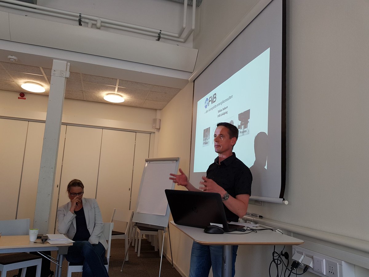 <a href="/TSeborn/">Tobias Seborn</a> om fjärrvärmepotentialen i Sverige &amp; Europa. Effektiv klimatnytta! På <a href="/CleantechOsterG/">CleantechÖstergötlan</a> politikerfrukost.