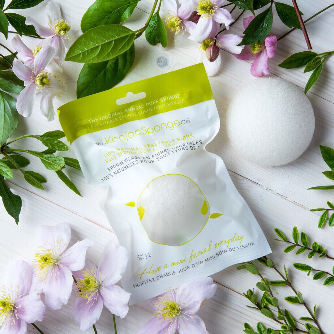 Konjacsponges's tweet image. Our pure and original konjac facial sponge is the ideal everyday essential for your natural beauty regime. We love giving our skin a beautiful spring glow every morning, with just a little warm water and the natural exfoliations of our konjac range! #springglow #naturalbeauty