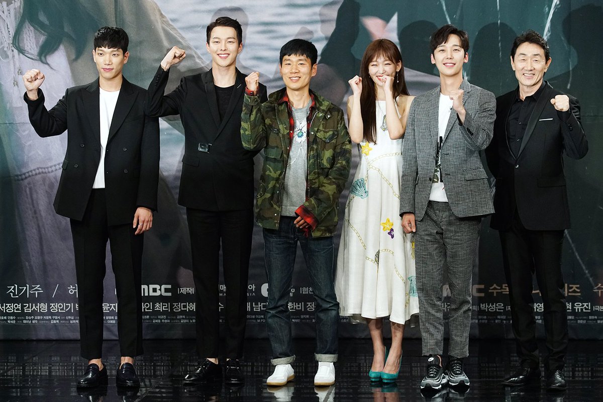 MBC 새 수목드라마 <#이리와안아줘> 제작발표회 현장! #장기용 #진기주 닮은 듯한 두 사람의 케미 벌써 기대된다❤️ #허준호 #김경남 #윤종훈Translate post