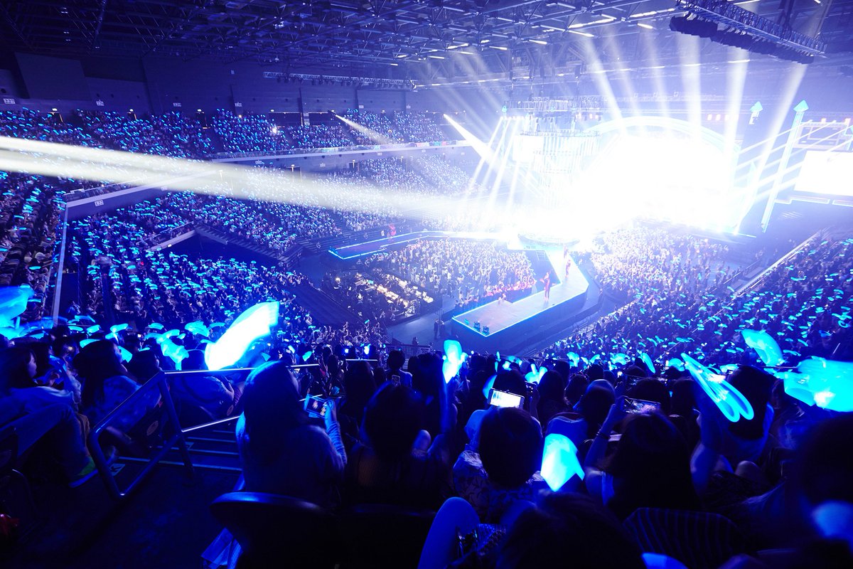 SJofficial's tweet photo. ‘#SUPERJUNIOR WORLD TOUR “#SUPERSHOW7” in #MACAU’ 

#슈퍼주니어 #LabelSJ 
#PremiosMTVMiaw #MTVLAKPOPSJ @SJofficial https://t.co/vnZEgWVYkk