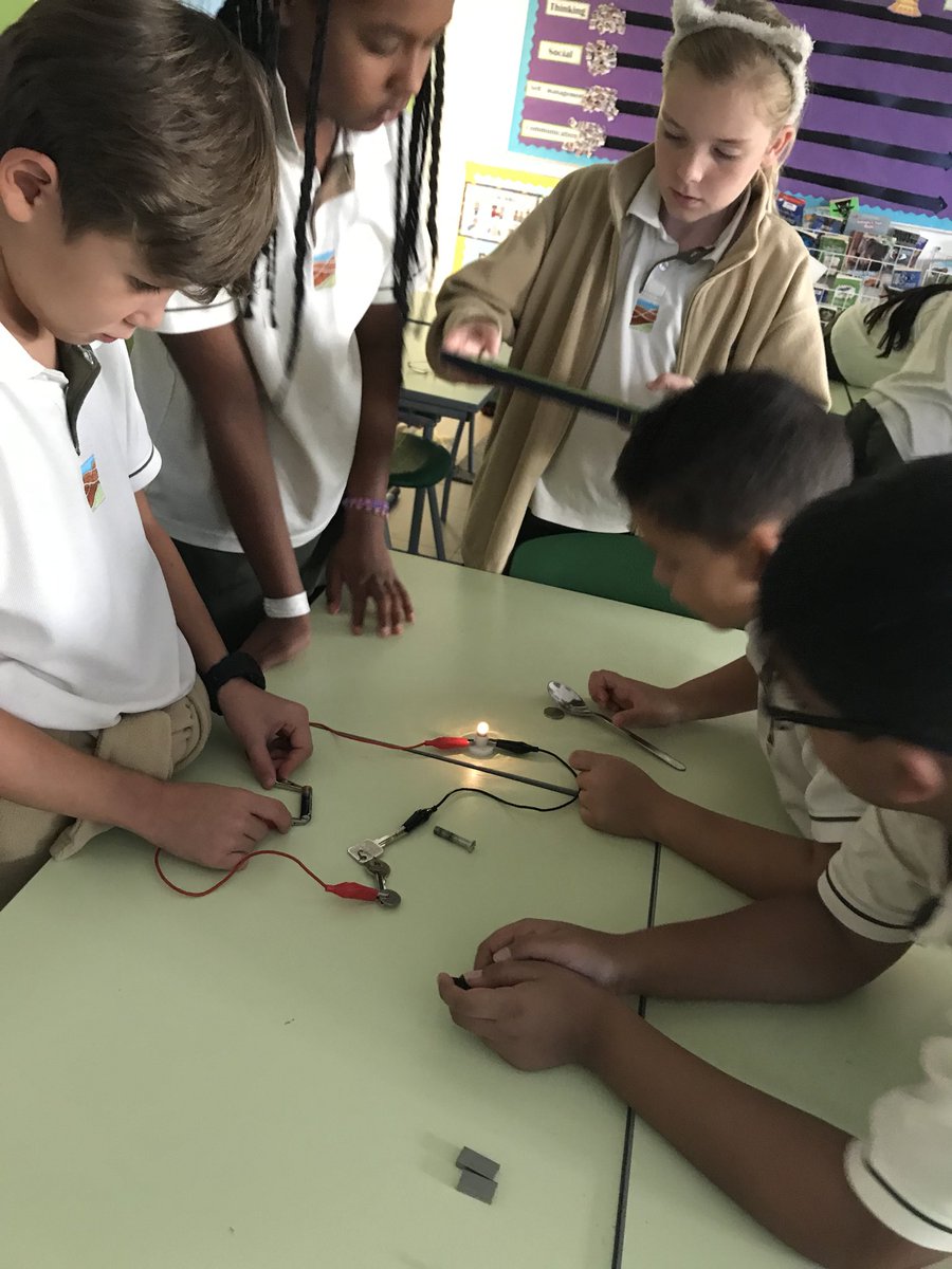 GCSPYPG5's tweet image. Collaborative comparative testing of metals as electrical conductors as part of #HowTheWorldWorks 💡 @LubnaKhawaja @MissCroukampGCS @GCSPYPCor @Jane_Gaughan #BeHappyBeGCS