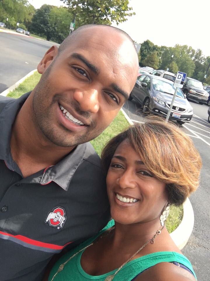 iamjamiewood's tweet photo. Happy Motherβs Day to my twin! π#GenesTooStrong #ThankYouMa https://t.co/PiRfpu4fCO