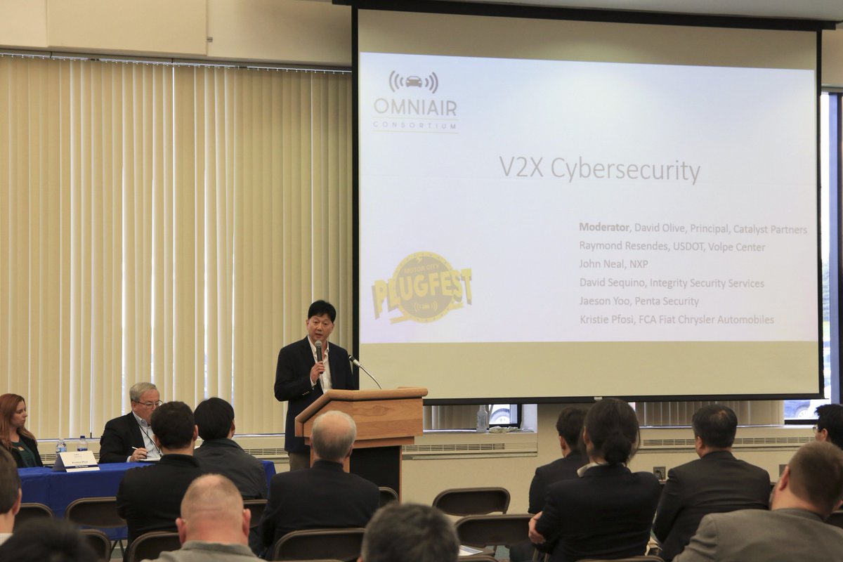 amoblockchain's tweet photo. AMO team attended the OmniAir Motor City Plugfest last week for V2X technology testing and networking. 🔧🔍🤝 

Read more in our blog post: https://t.co/rwKSj1Uck0  

#connectedcars #V2V #V2X #ConnectedVehicles #ico #blockchain https://t.co/VeiGxA41zX