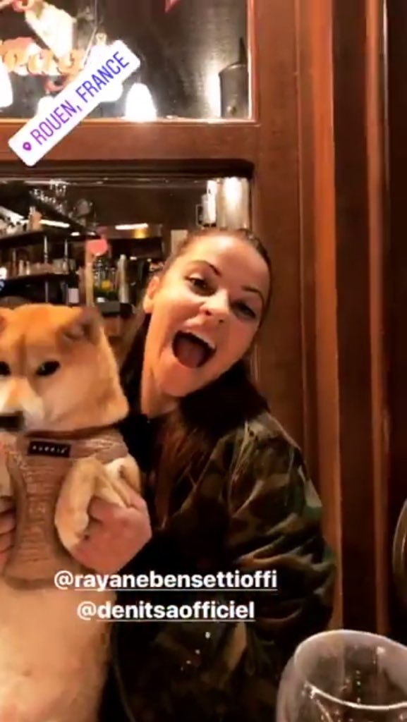 lennikimfaans's tweet photo. Trop choupinette avec petit gimsy 😍🤩 @DenitsaOff #shiba #gimsy #denitsaikonomova https://t.co/M0R4GLQchz
