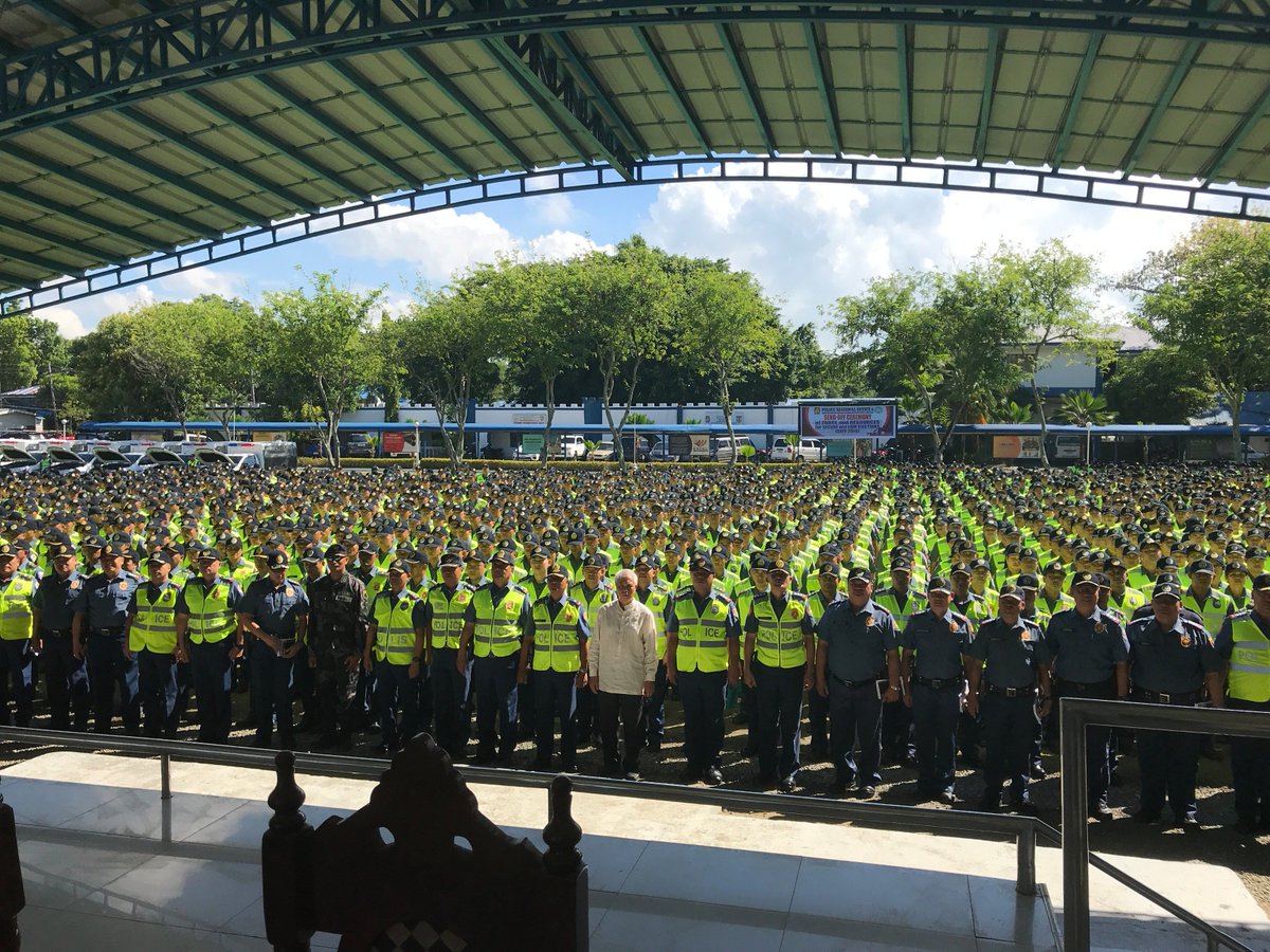 COMELECREGION6's tweet photo. Send-Off Ceremony of PNP Force and Resources Cum Prayer for Peace for BSKE 2018 At PRO6 Grounds attended by ARED Valera. @commrguanzon https://t.co/wkowALb9Ta
