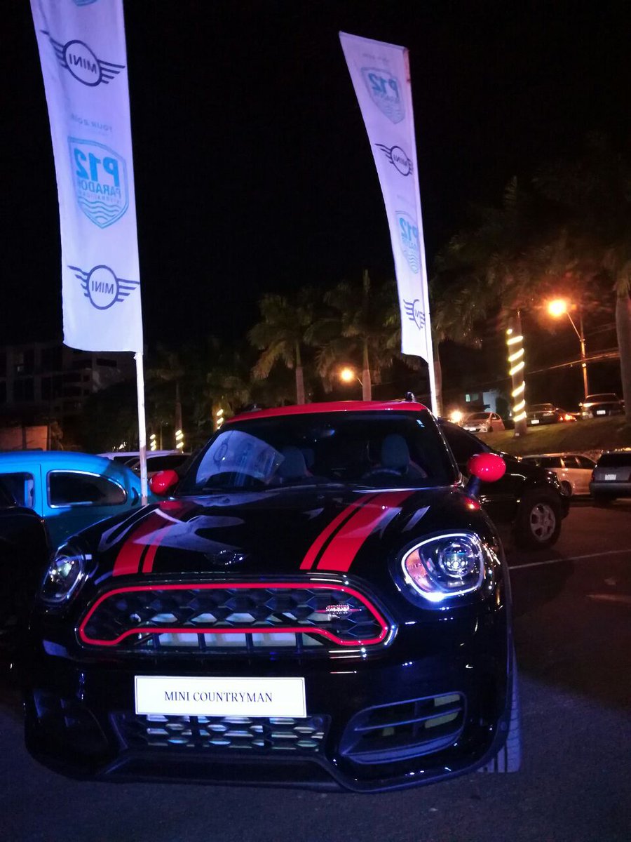 MINI_Paraguay's tweet photo. #MINI presente en la fiesta más grande de Brasil que llegó a Paraguay. #AlternativeNights #P12 #P12Asunción #Tour2018 #SoyMINI @P12Jurere https://t.co/VjdXvQAX66