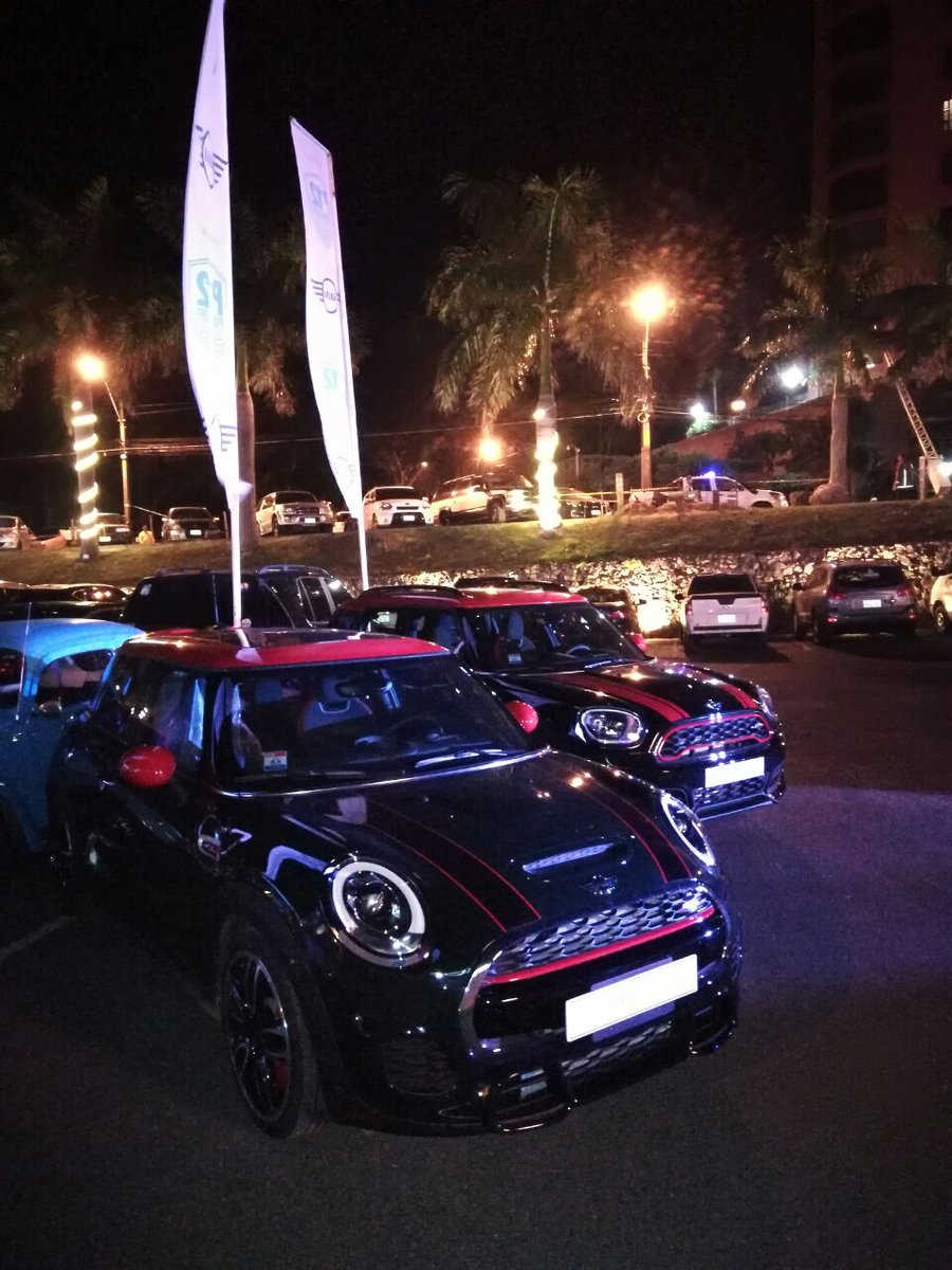 MINI_Paraguay's tweet photo. #MINI presente en la fiesta más grande de Brasil que llegó a Paraguay. #AlternativeNights #P12 #P12Asunción #Tour2018 #SoyMINI @P12Jurere https://t.co/VjdXvQAX66