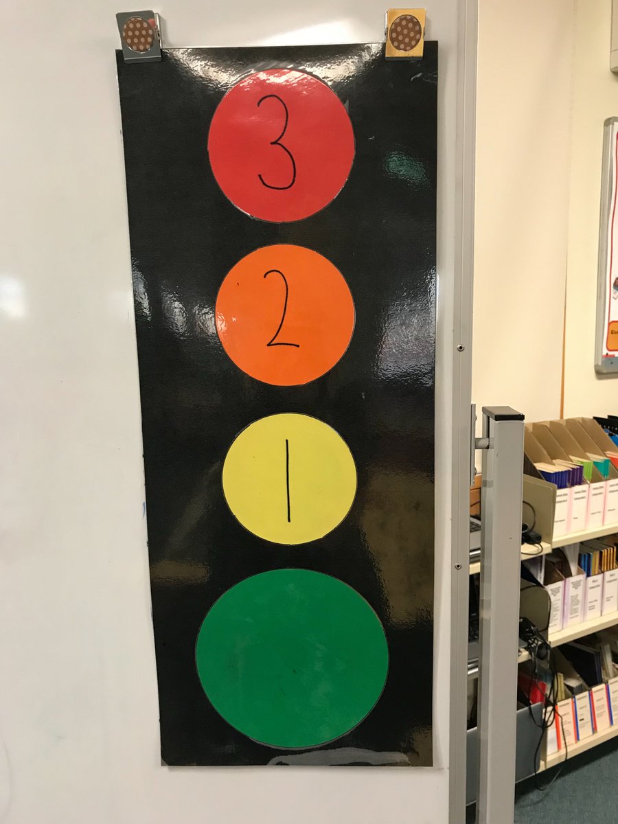 Phoebe Tracey tweet media