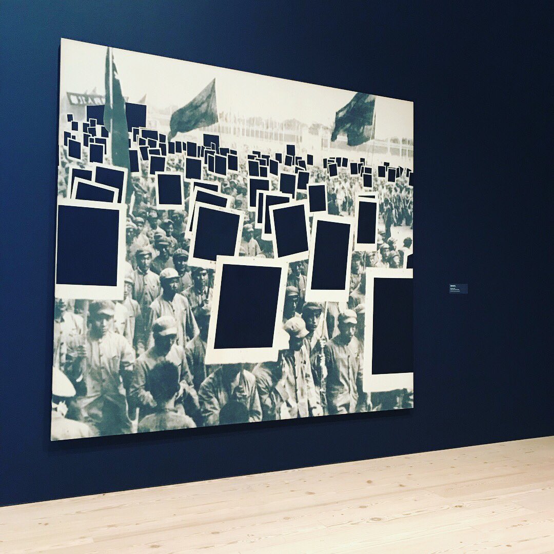 musekooo's tweet photo. “At the root of the exhibition is the belief that artists play a profound role in transforming their time and shaping the future.” - @whitneymuseum #theastergates #markbradford #karawalker #melvinedwards #annettelemieux https://t.co/fQvWRKdznP