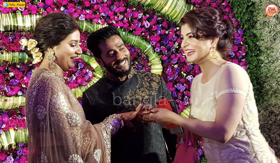 Tolly_Planet's tweet photo. .@subhashreesotwe Weds @iamrajchoco reception party attend @jeet30 @srabantismile @prosenjitbumba @tanushree_10 @babbachi RT Fans https://t.co/K6jgvbzeNr