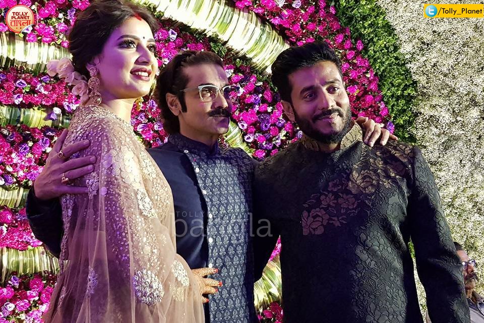 Tolly_Planet's tweet photo. .@subhashreesotwe Weds @iamrajchoco reception party attend @jeet30 @srabantismile @prosenjitbumba @tanushree_10 @babbachi RT Fans https://t.co/K6jgvbzeNr