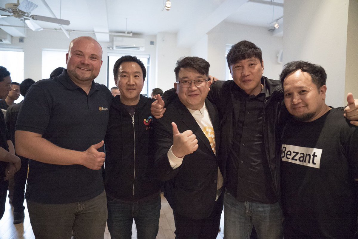 dskimjehmi's tweet photo. 뉴욕에서 둘째날, 시차 적응은 덜됐지만 친구들도 만나고 기분 굿!

Second day in NYC, still jetlagged, nevertheless met good friends and had a great time at Asia Crypto Night!

#bezant #blockchain #cryptocurrency #crypto #consensus https://t.co/Q6Qhv1dYCh