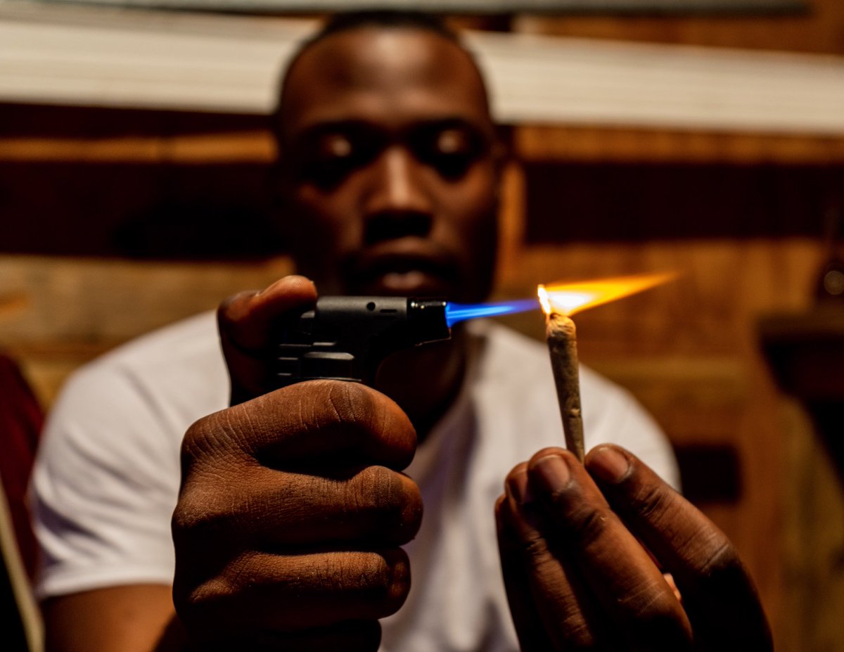 Valvisuals's tweet photo. Rolling L O U D‼️🇭🇹🔥
#broward #rollingloud #miami #ganja #fire #westpalmbeach #miamibeach #torch #soflo #valvisuals https://t.co/Z5nVbVdVdb