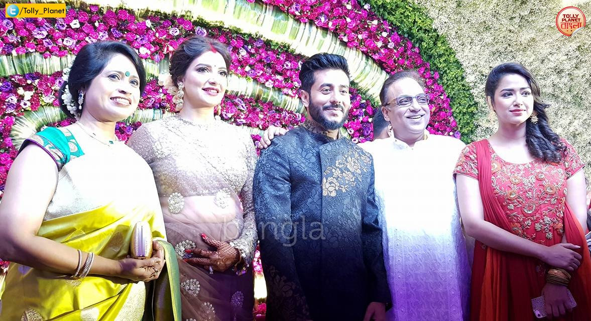 Tolly_Planet's tweet photo. .@subhashreesotwe weds @iamrajchoco reception party attend @RituparnaSpeaks @silarindam @sohinisarkar01 @nusratchirps @RachnaOfficial RT Fans https://t.co/Bjm36n1F6y