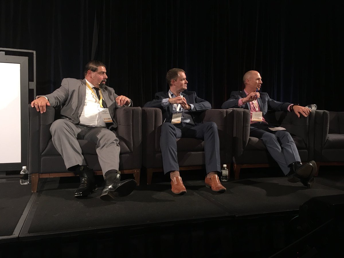 IsobelRees_'s tweet photo. Fantastic discussion on #socialliscence at #FOMSyndey chaired by Noel Dyspn @AUMiningMonthly #FOM2018 https://t.co/9MJCVogOhV