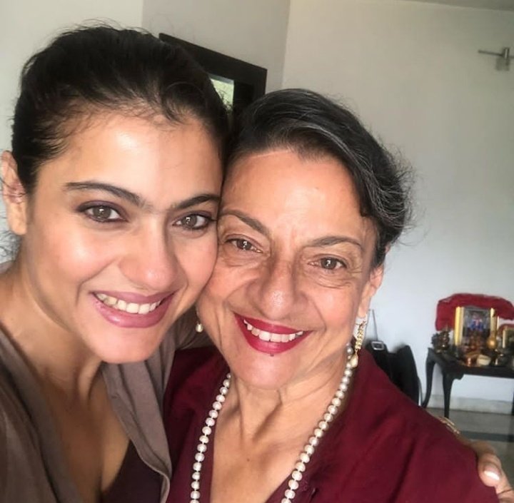 spree_world's tweet photo. From Bollywood To Hollywood No Stars Missed To Wish Their Mom's Happy Mothers Day #SEW #arjunkapoor #kajoldevgan #priyankachopra #therock #janvikapoor #SEW2018 #SpreeEntertainmentWorld #mothersday #bollywoodactress #Bollywoodsupport #Bollywood #hollywoodactor https://t.co/exmnNH9hU0