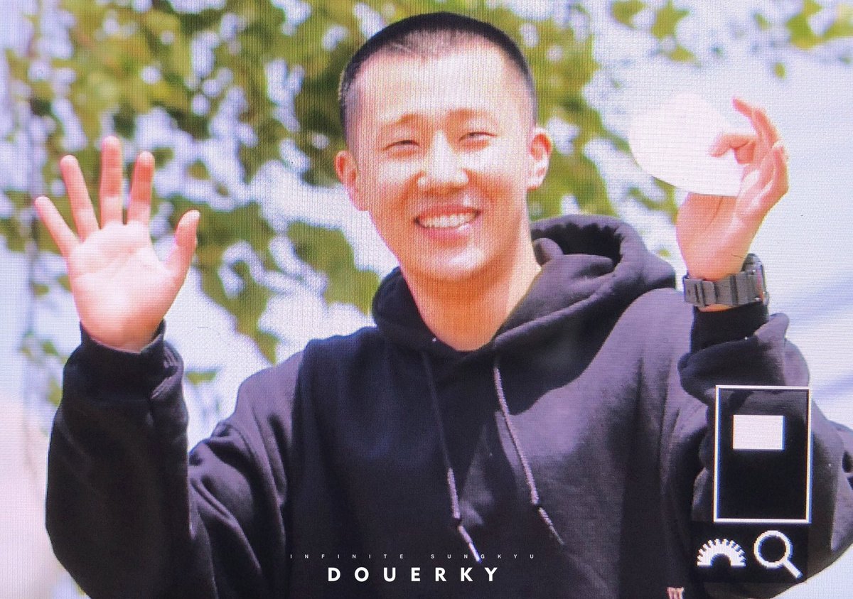 douerky's tweet photo. 180514 #성규 

ㅠㅠㅠㅠㅠㅠㅠㅠㅠㅠㅠㅠㅠㅠㅠㅠㅠㅠ https://t.co/XSmNe3uxc7