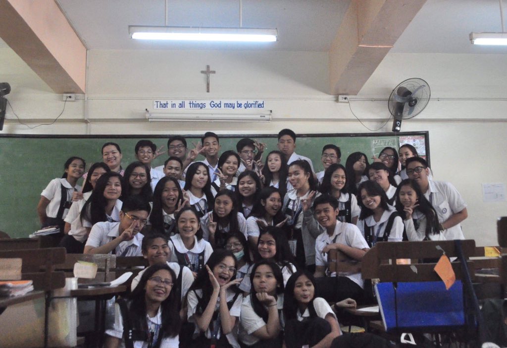 J3J3miah_'s tweet photo. HAPPY POST- MOTHER'S DAY!!
The most ingay and kulit section forever loves you po❤
We love you, Ma'am!

ps: marami pa po kami mumshies https://t.co/dMRr7VzxwF