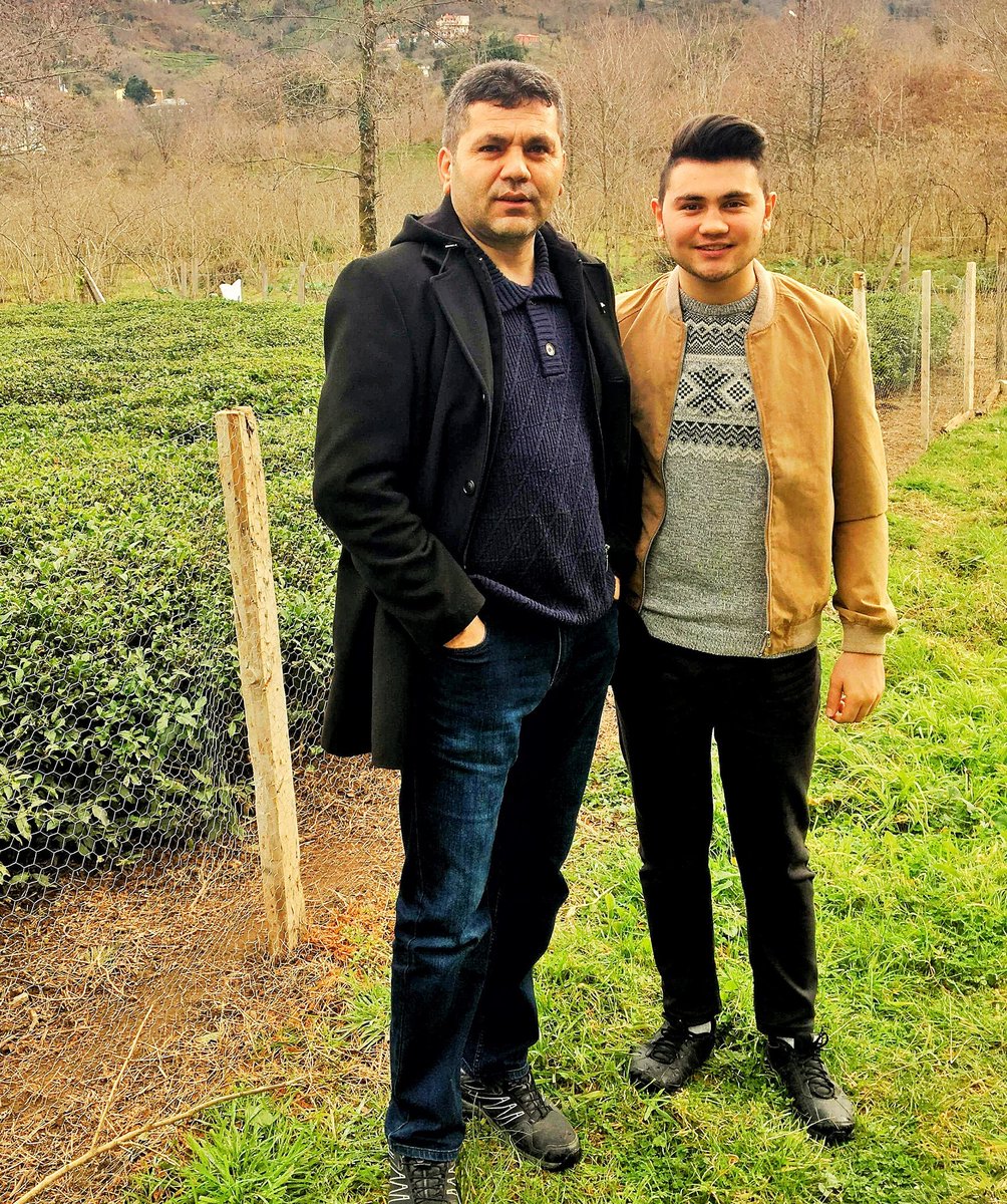 FikretBODUR's tweet photo. @trtdunbugun Giresun Eynesil ilçesinden hayırlı sabahlar hayırlı haftalarınız olsun... 
Evlatlarımla bir araya geldik.. https://t.co/xzDJdnSkoO
