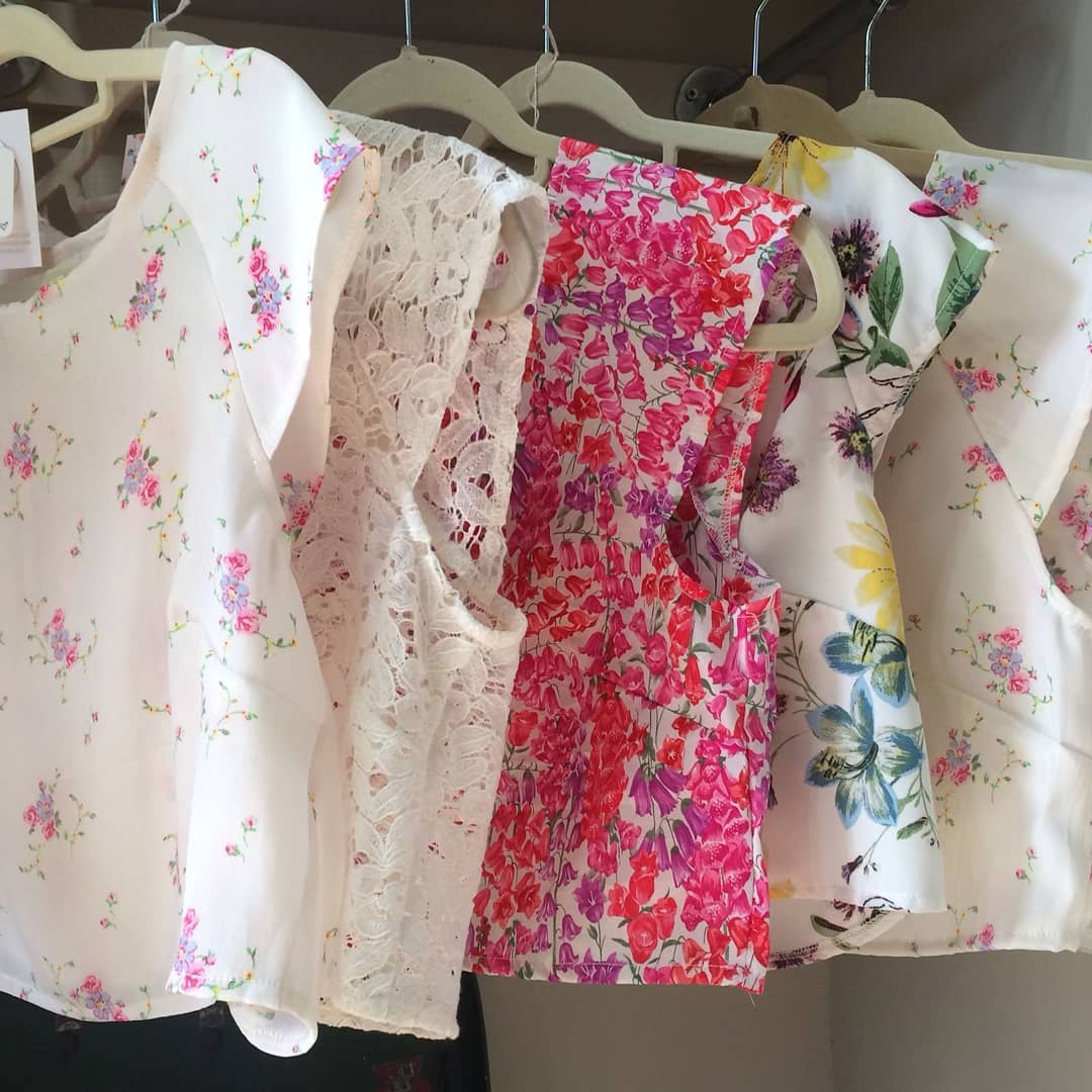 ChrisCr711's tweet photo. Handmade by #BrightonLace
New Crop Top range, all made from vintage fabrics. So each one is unique!
https://t.co/84X9q6XwF3 https://t.co/8bUzq2FIPd