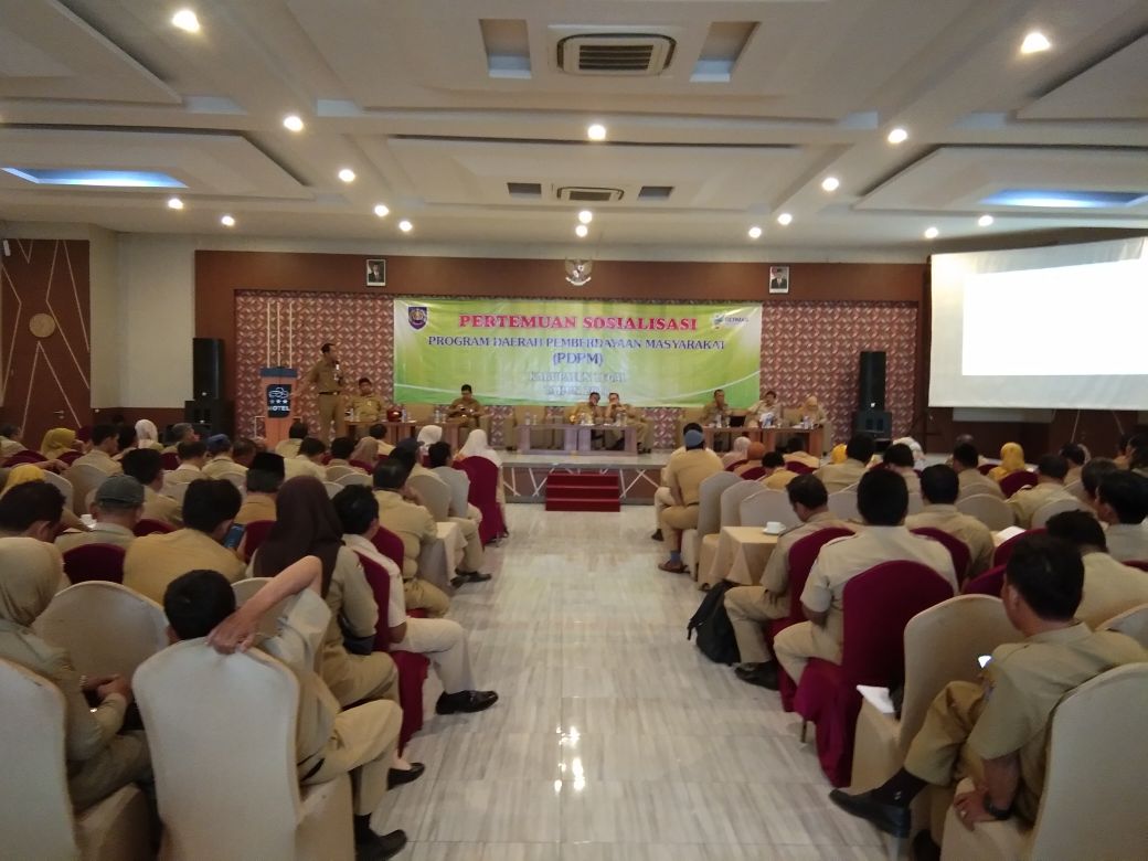 InfoPewarta's tweet photo. Sosialisasi Penggunaan Dana PDPM oleh pemkab Tegal dihadiri camat dan kades sekab. Tegal (14/05) Grand Dian hotel Slawi@HumasTegalkab @TMenyapa @Sinoeng69 @ediiswanto12345 @umiazizah60 @ajiagusgip @postsuararakyat @mulyonojoko63 #timpantau https://t.co/Ev22I7yym9