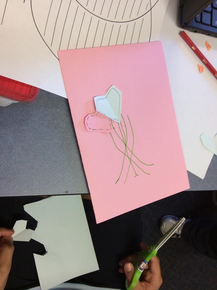 Mother's Day Card Making was such a fun experience on Friday last week! It taught me you have to be flexible and ensure you are providing children time for creativity #acuedu_p #mothersday2018 #fun