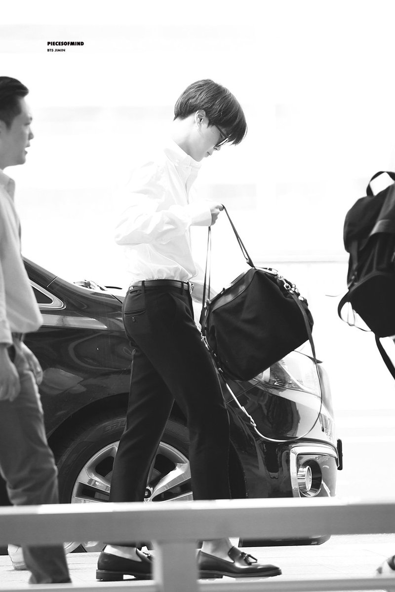 piecesofmind_jm's tweet photo. #JIMIN #지민 @BTS_twt 180514 https://t.co/5ZqLWC6BsK