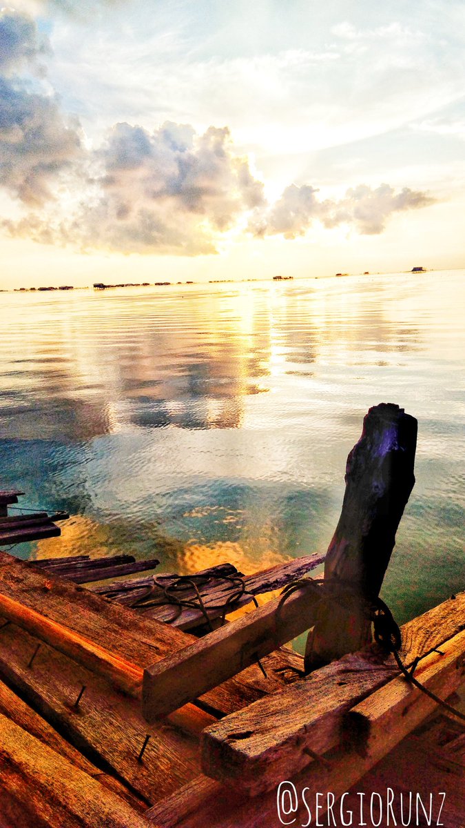 SergioRanz's tweet photo. This moment I realized that the ocean it's very rich...#sunrise #ocean #calmness https://t.co/EoL9OM3WCV