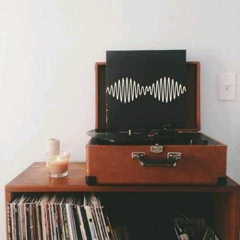 zaaibooconcepts's tweet photo. @Party42nite #14May2018 #MondayVibes with #HardToFindRecords #VinylDJs @BarKitcheners from 17:00-dawn #Music #fun https://t.co/d9ZTmMyV9I