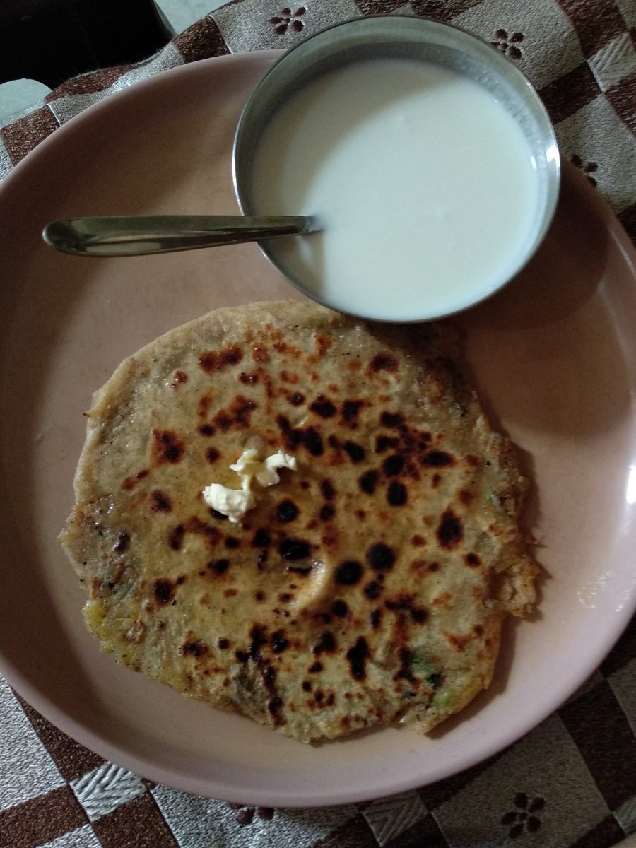 ShwetaS_Sharma1's tweet photo. This home food ๐ค
#homefood #friendsplace https://t.co/RpyDbhisZt