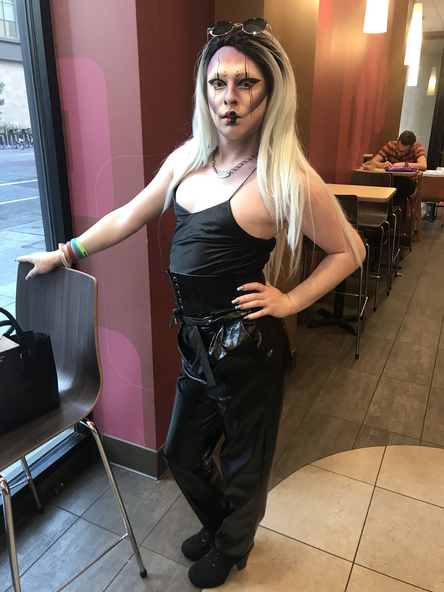 AlisonSideshow's tweet photo. no titties https://t.co/rXBqHmnQCG