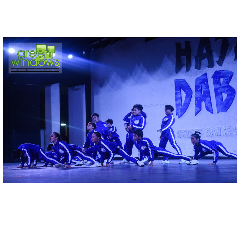 GWDormitel188's tweet photo. Congratulation to this crews

1.#Girlfriends
2.Crowns Dance Crew 
3.Utmost 

for winning The Hataw Dabaw 2018 crew competition!

#Hatawdabaw2018
#summerfestival
#visitGreenWindows
#Sofunindavao
#GWDcaptured https://t.co/UVfbbYTA5c
