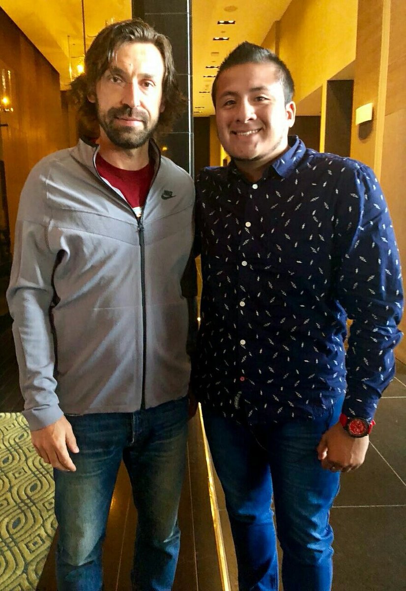 Jf17_'s tweet photo. Con el maestro @Pirlo_official https://t.co/u4yaaOC0Ql