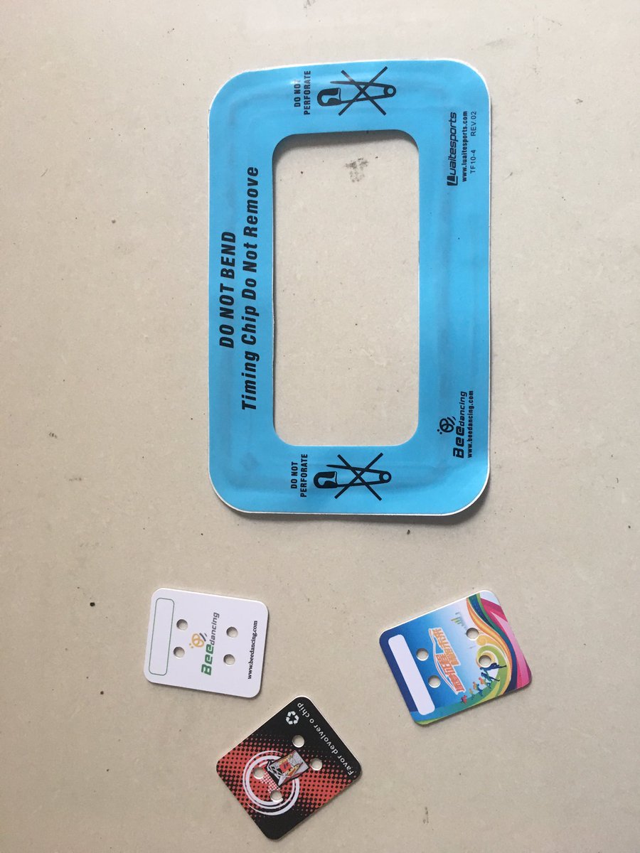 Which will you prefer? Shoes tags or ring tags? #marathon #beedancing #marathonchina #runner