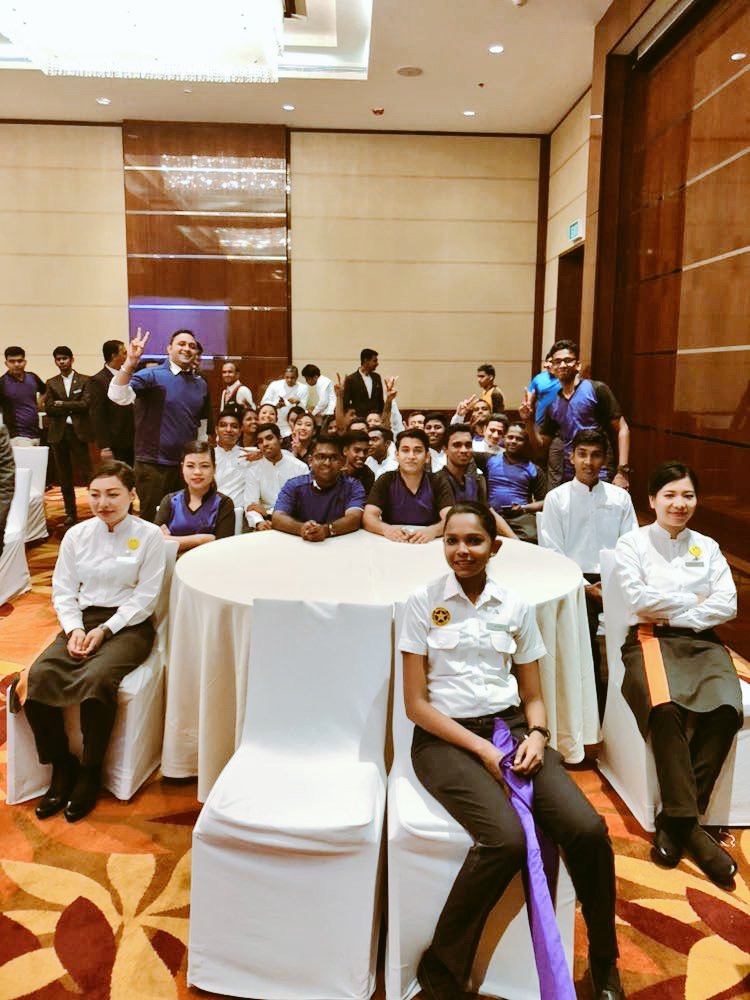 AlbinAn80334337's tweet photo. #MIEXCELLENCE @kochimarriott @MarriottIntl #vikingsIamsuperexcitedtowintheSTEPHENGARFFMARRIOTTAWARDOFEXCELLENCEFORCULTURE2018 https://t.co/3wiy9wqhqi