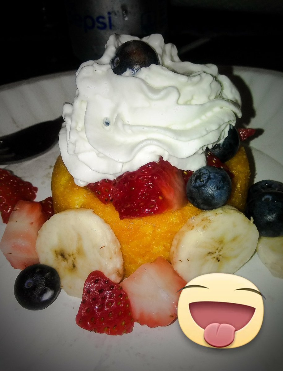 Amiee_Boyd's tweet photo. #DessertWars #MothersDay https://t.co/24SxMRUxu6
