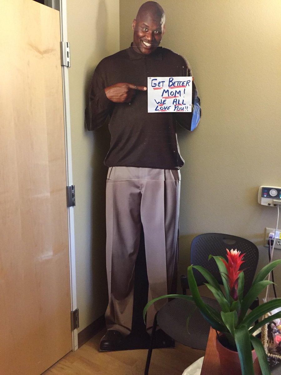Trey___Z3's tweet photo. @SHAQ this is my grandma Janice Fullmer.She lost her husband last year and has been in and out of hospitals since 2003 but @SHAQ has always been by her side! We’re huge @SHAQ fans! She is currently recovering from a broken hip And @SHAQ is BACK! Thanks for making thisG-Ma Smile! https://t.co/HctFiJtTsm