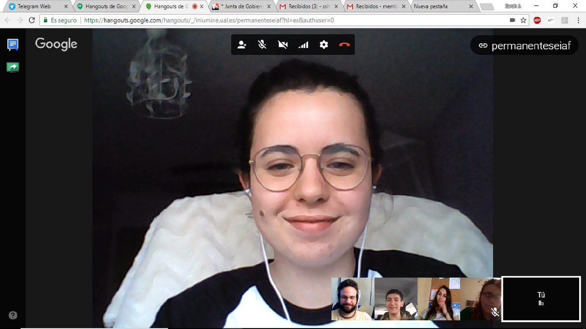 Ayer hubo segunda reunión de equipo de este periodo interasambleario.
Acá la presi en grande guiándonos en las líneas de trabajo para que no perdamos el rumbo.