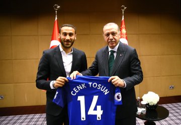 Gündogan und Özil sollen in Zukunft für Türkei spielen ...