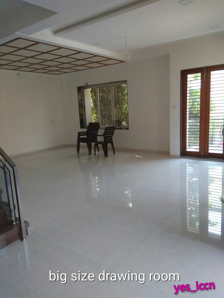 DevelopedSurat's tweet photo. #ToSell
G + 3 #Bunglow in #Adajan with #Auto_Door_Lift
150 Vaar , #5BHK , 5000 sft Construction
with #Full_Parking in #Ground_Floor
98251 49857
#FenilThakkar
#Surat #RanderZone #JustGiveMissCall https://t.co/GAwmYQ9gkn